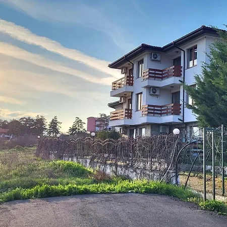 Hills View * Sunny Beach